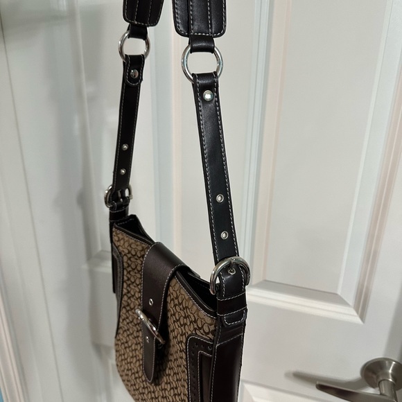 Coach Bag - Picture 11 of 12